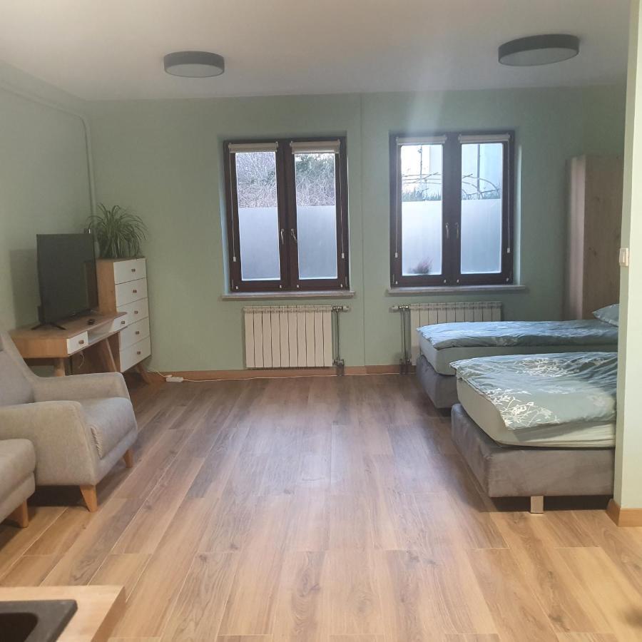 Albatros Room With Bathroom Warsawa Bagian luar foto