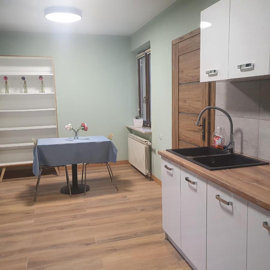 Albatros Room With Bathroom Warsawa Bagian luar foto