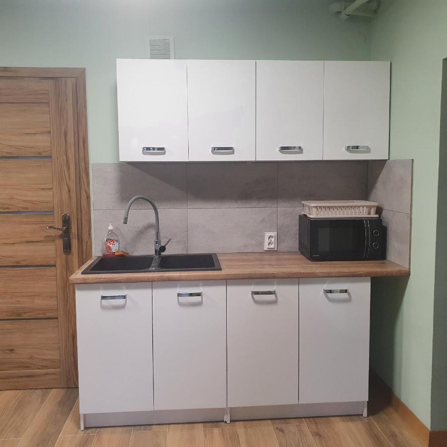 Albatros Room With Bathroom Warsawa Bagian luar foto